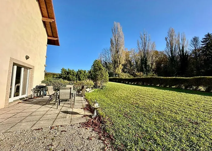 Beautiful House With 5 Bedrooms Close To Geneva Villa *