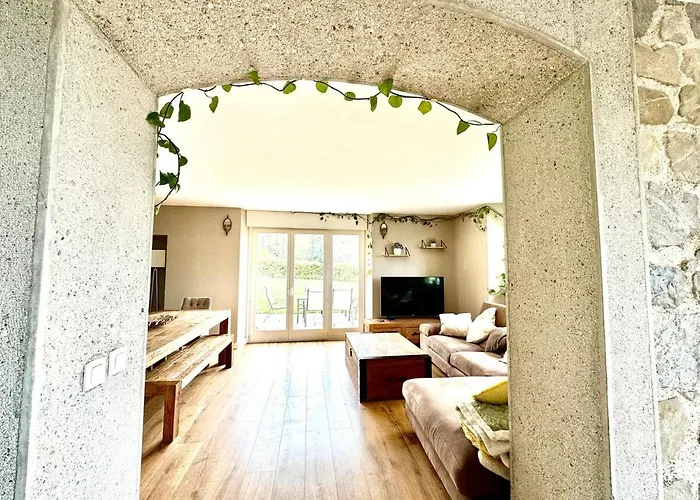 Beautiful House With 5 Bedrooms Close To Geneva