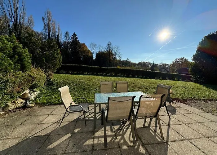 Beautiful House With 5 Bedrooms Close To Geneva Villa