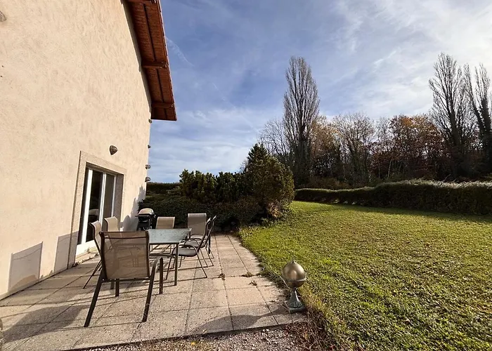Beautiful House With 5 Bedrooms Close To Geneva * Loisin