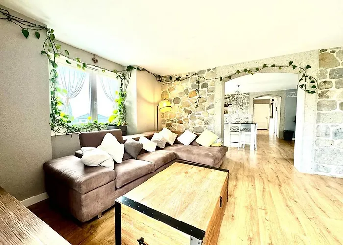 Villa Beautiful House With 5 Bedrooms Close To Geneva Loisin