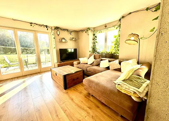 Villa Beautiful House With 5 Bedrooms Close To Geneva *