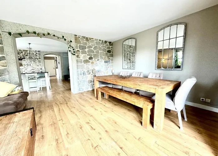 Villa Beautiful House With 5 Bedrooms Close To Geneva *