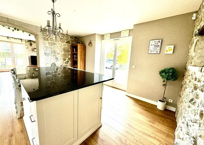 Villa Beautiful House With 5 Bedrooms Close To Geneva